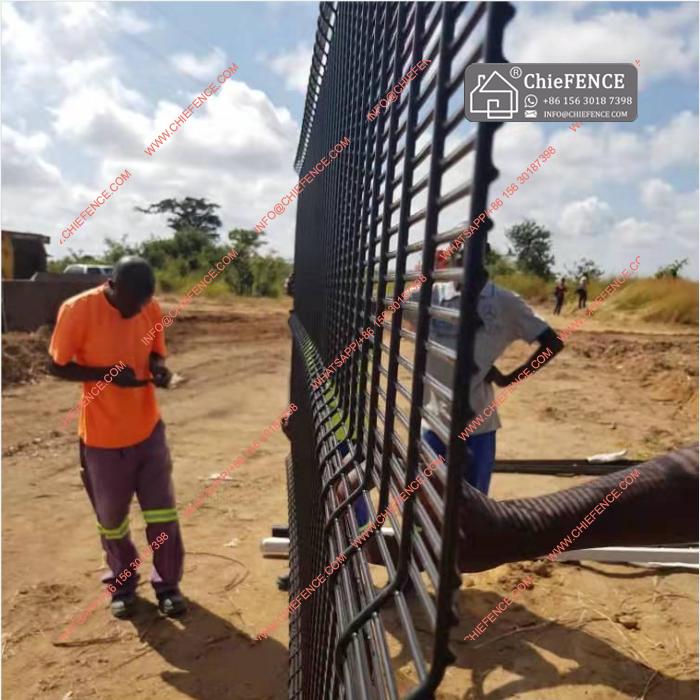Clear view fencing,clearvu fencing,358 fencing,anti climb fencing,high security fencing 04