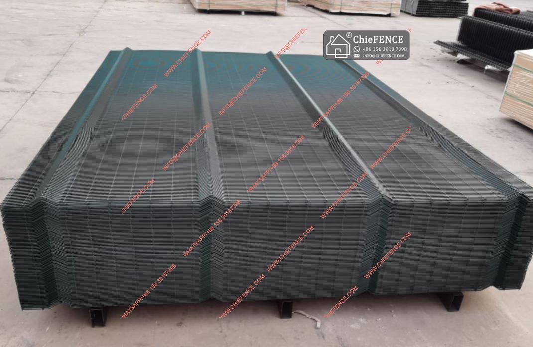 Anti-finger-mesh-anti-climb-fence-high-security-welded-mesh-fence-Nigeria-01
