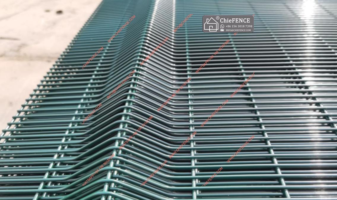 Anti-finger-mesh-anti-climb-fence-high-security-welded-mesh-fence-Nigeria-02